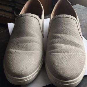 Life Stride Velocity shoes